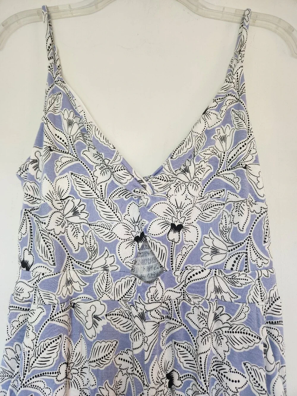 LOFT Beach Floral Romper  Blue White Keyhole Cutout Resort Cover-Up Soft Comfy S